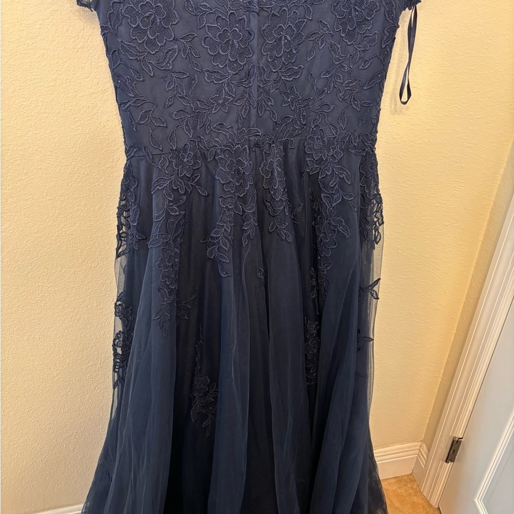 La Femme Navy Floral Lace maxi wedding guest mother of the bride Dress - Picture 4 of 8